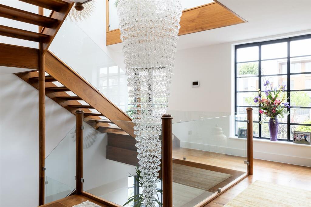 First floor landing
