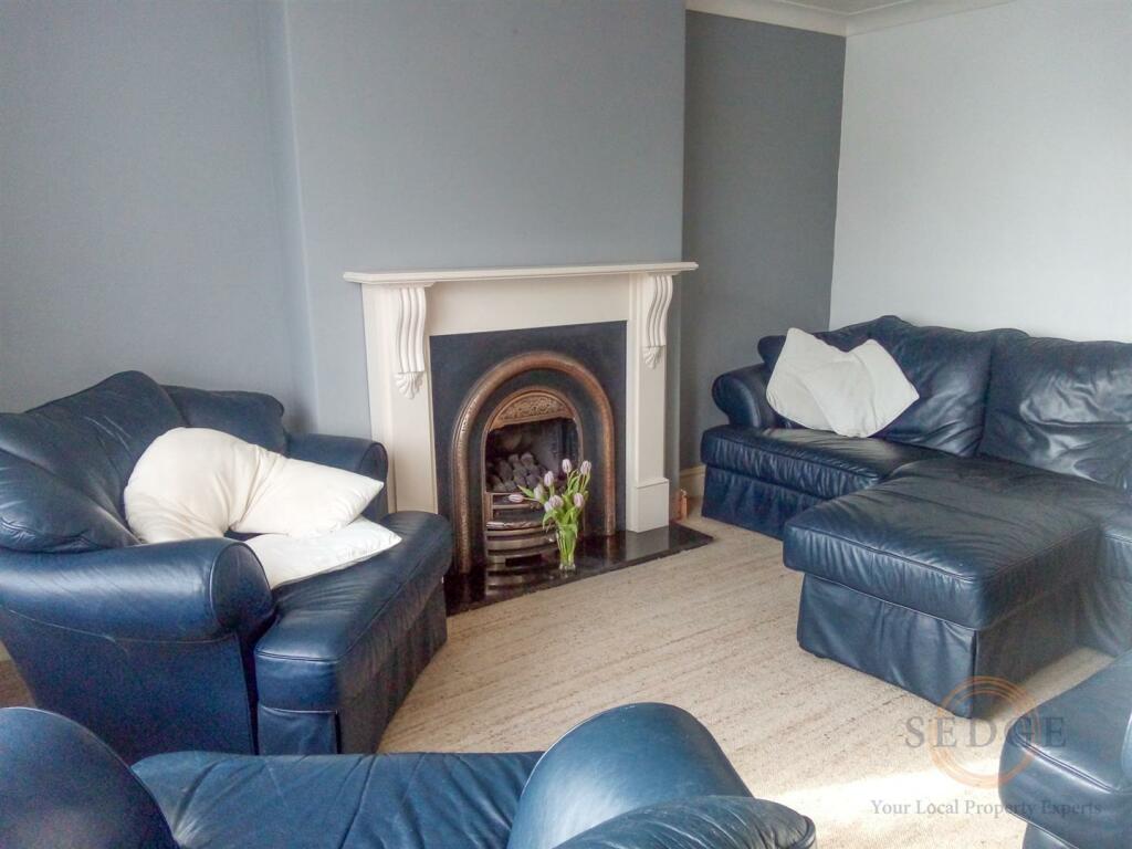 84 high street redone-61.jpg