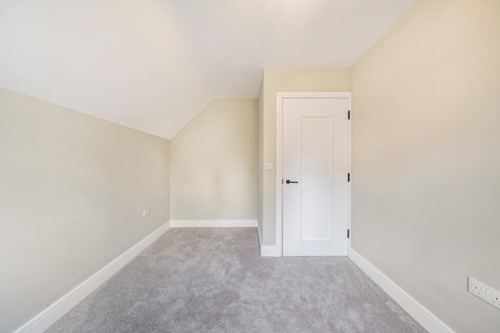 1347178-17-68b72f...