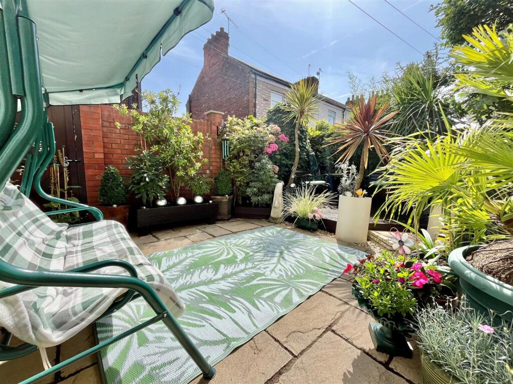 Garden - image eight.jpg