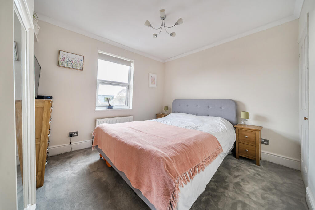 1396218-5-695d2a5...