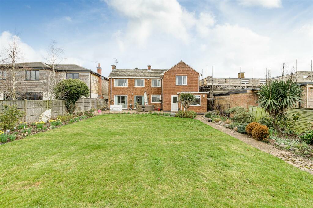 17 Fox's Covert, Fenny Drayton