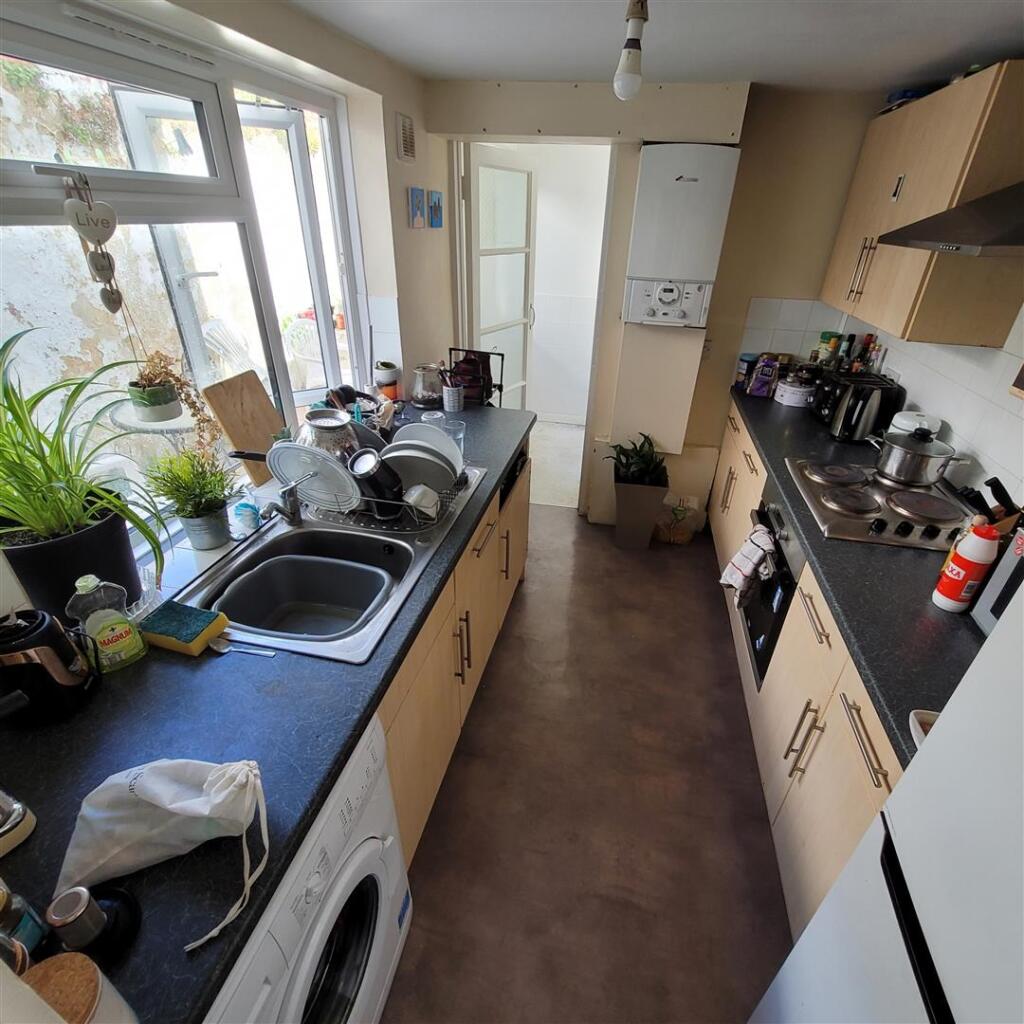 Kitchen.jpg