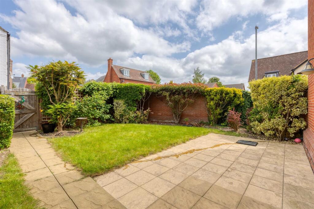 Private Walled Garden