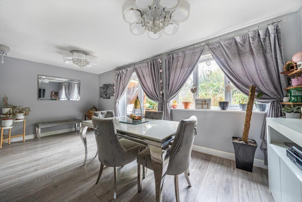 Dining Room (2)