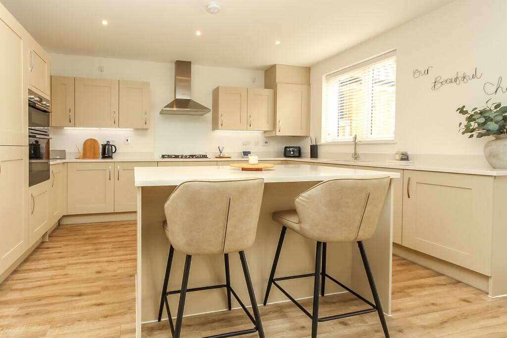 Kitchen/Dining/Fa...