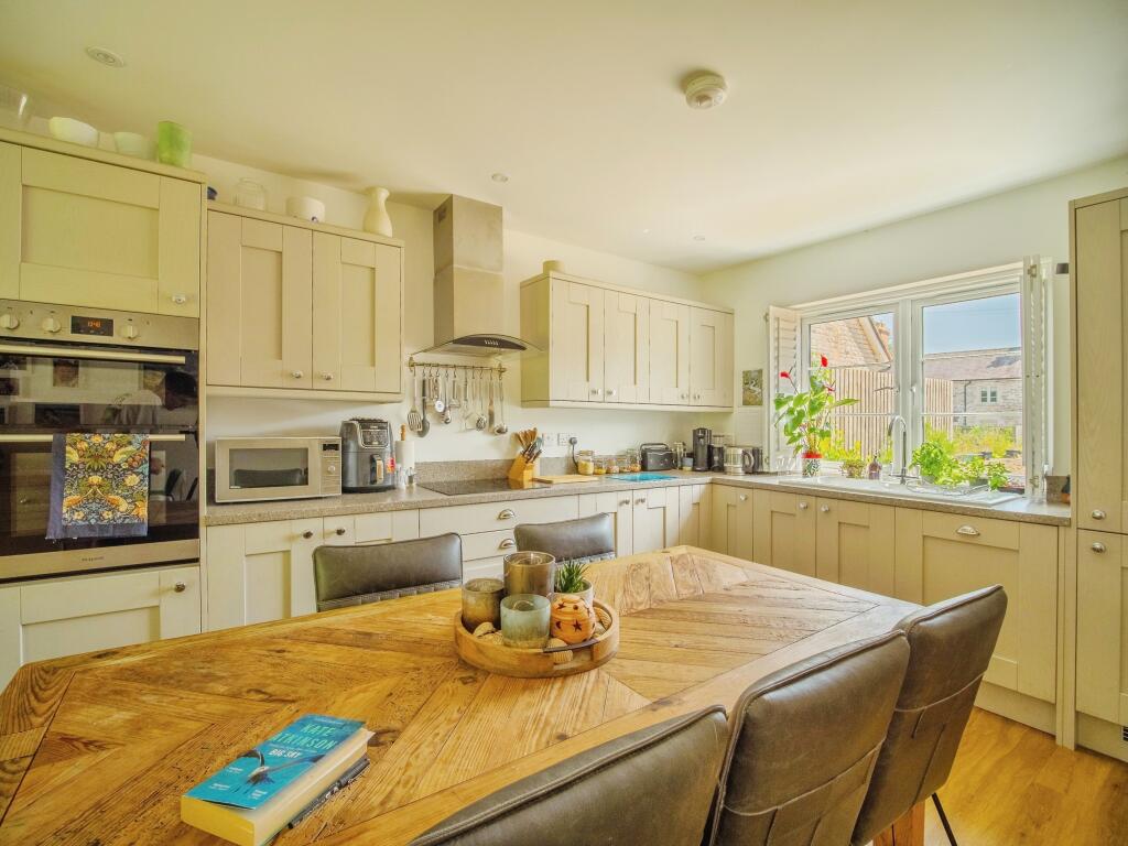 Cottage Kitchen