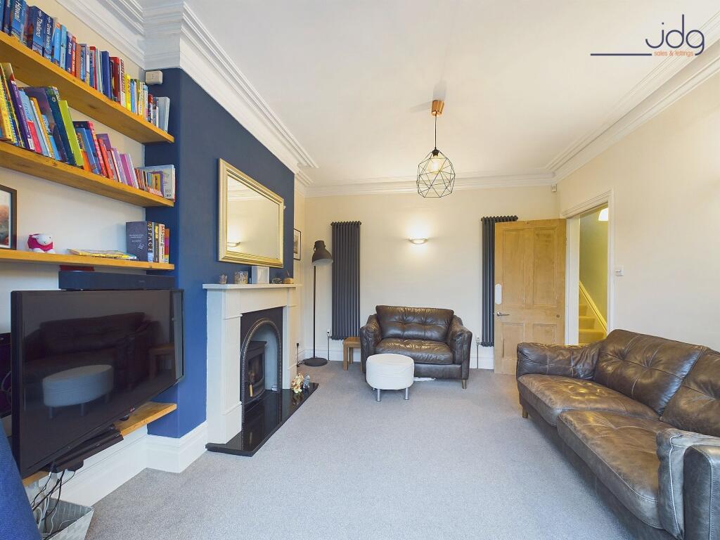 The bay fronted lounge