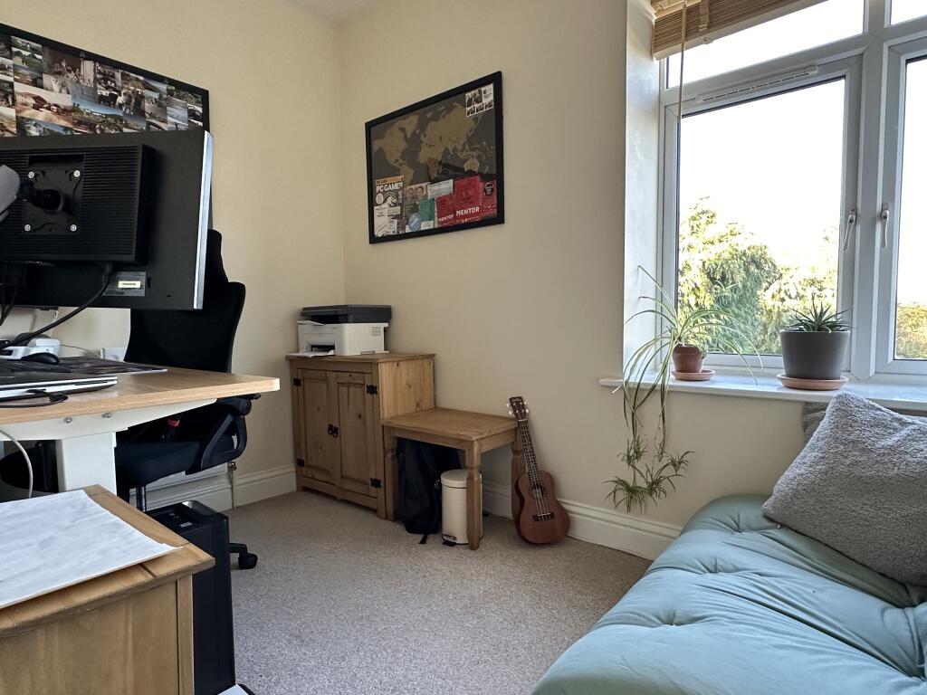 Bed 2.JPG