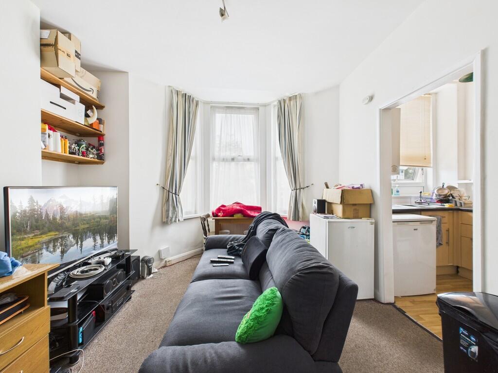 CAM03974G0-PR0222...