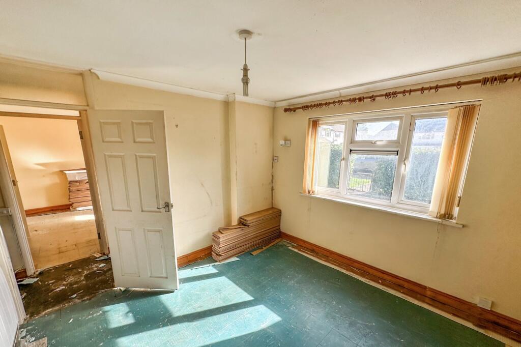 8 Harris Road, Ashton Keynes, Wiltshire, SN6 6PQ
