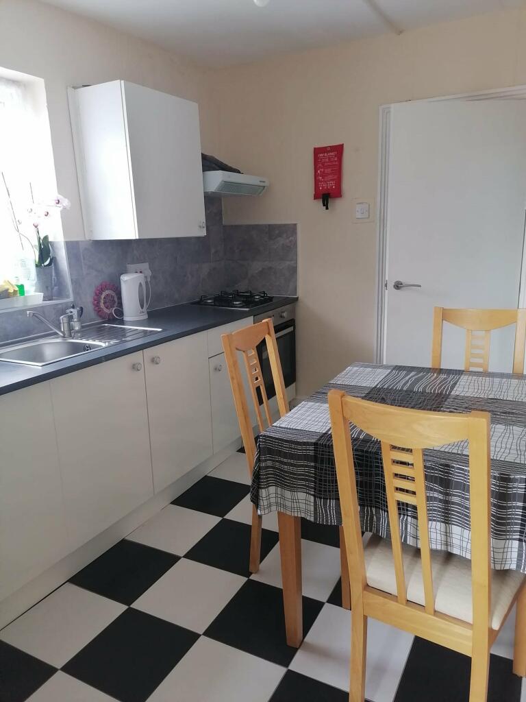Kitchen (1)