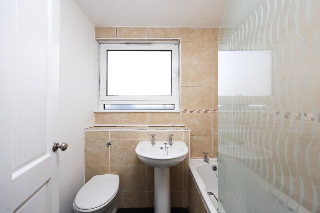 Bath / Shower Room