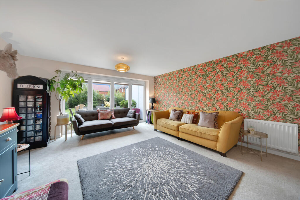 73 Ribbans Park R...