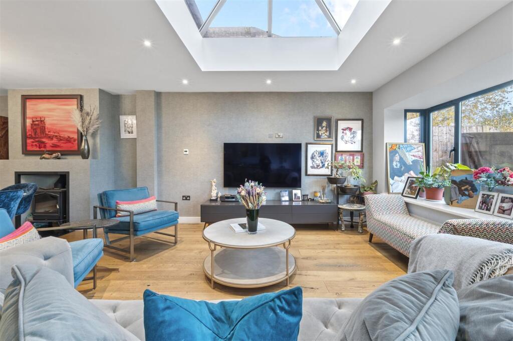 32 Holland Avenue,6.jpg