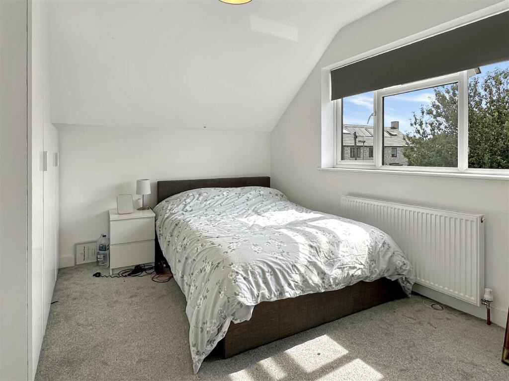 Bedroom 4 (2)