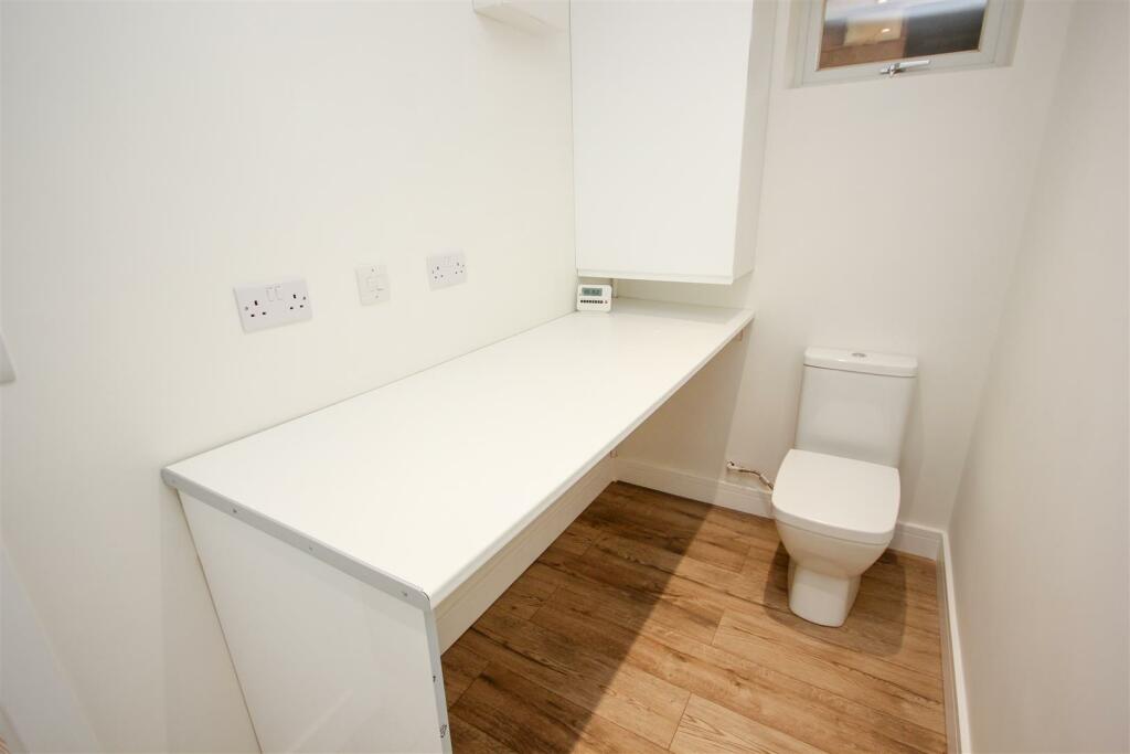 Utility Cloakroom.jpg