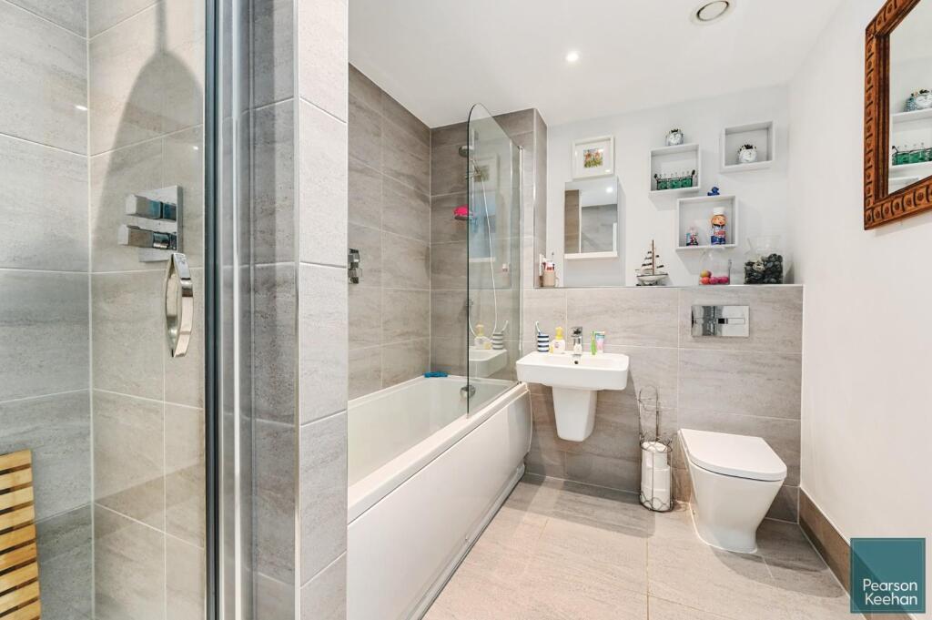 Apt 16, The Chromeworks - BN37RJ (1).jpg