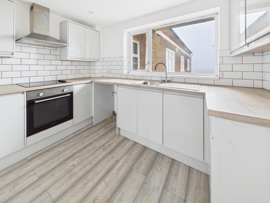 CAM05068G0-PR0012...