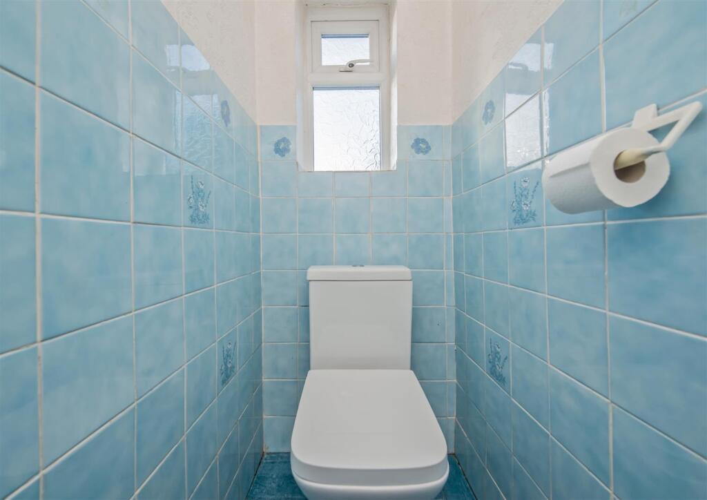 Separate WC: