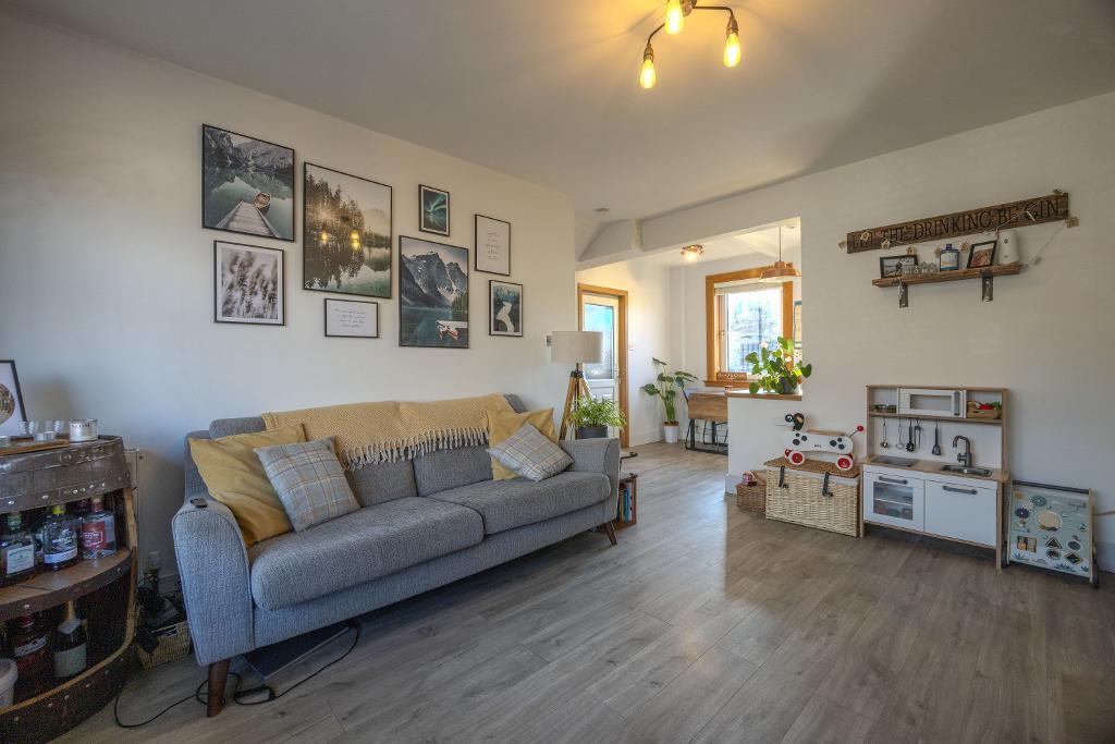 Pine Grove, Ladybank, KY15 7NL