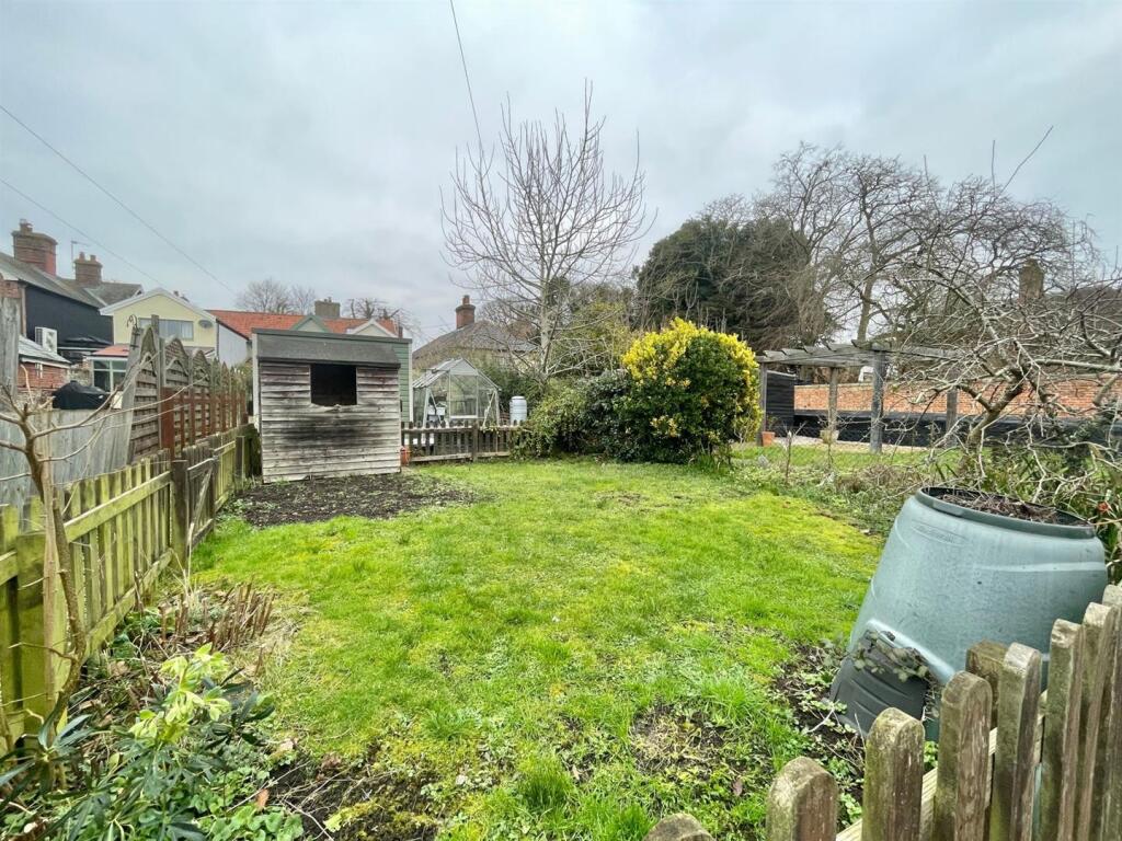Separate garden