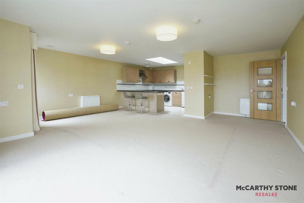 OpenPlanLiving66LCc.jpg