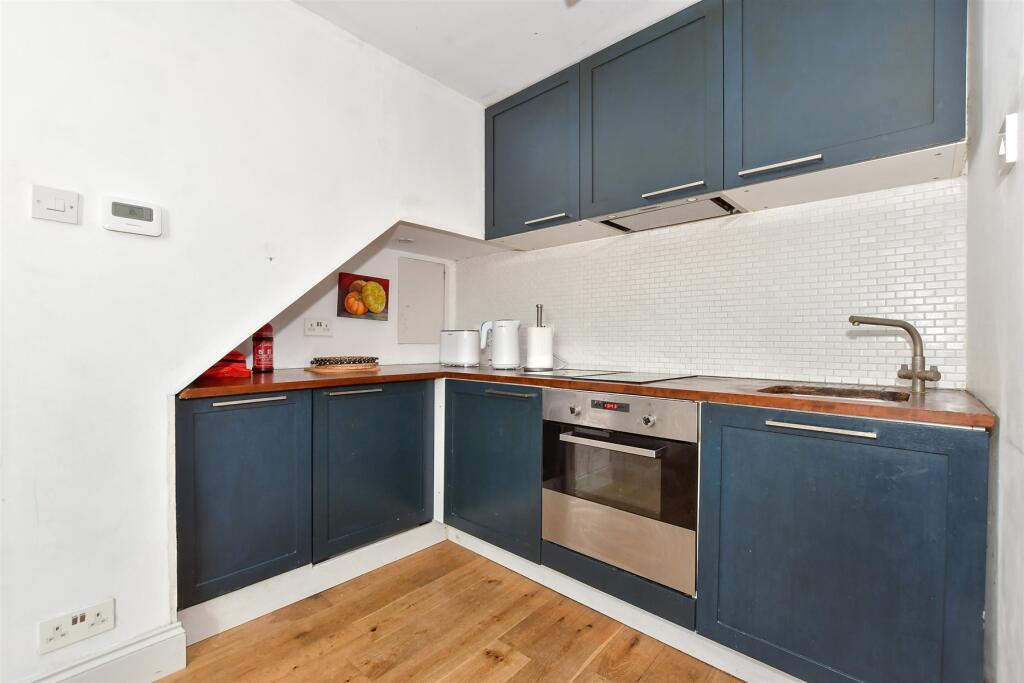 Annexe Lounge/ Kitchen