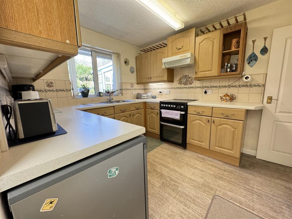 IMG_1185 (Large).JPG