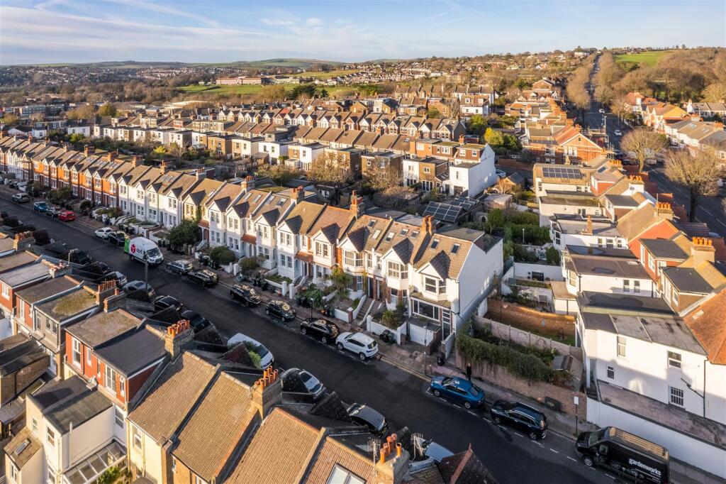 67 Ashford Road-2.jpg