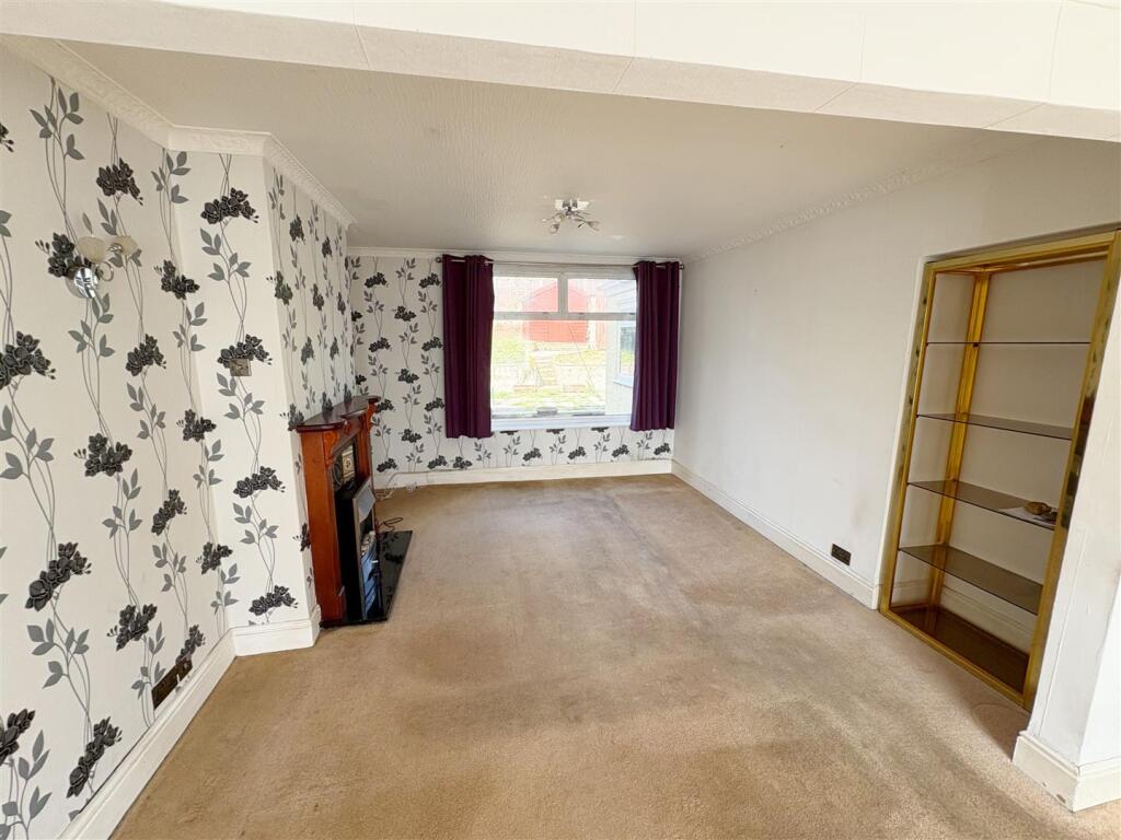 Through lounge_dining room (1).jpg