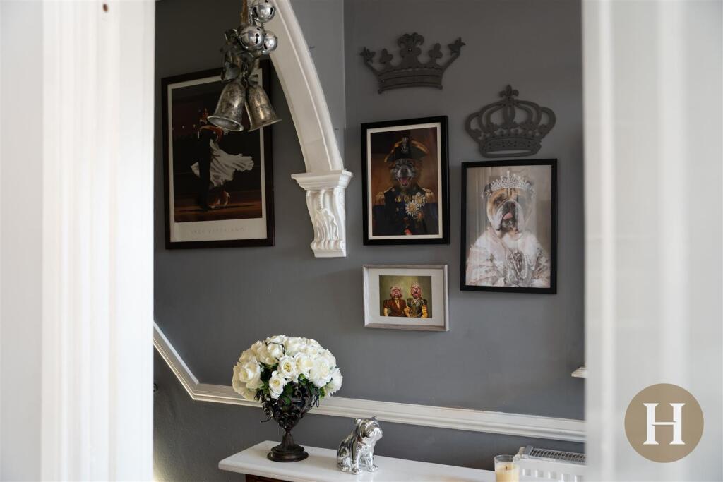 Hadleigh Estate Agents-63.jpg