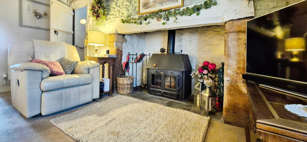 990c6df1-20250228_140052 20 281 29