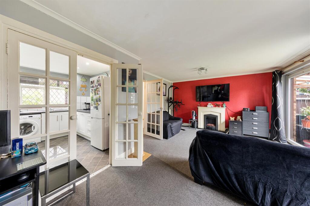 Westmorland Close, E12