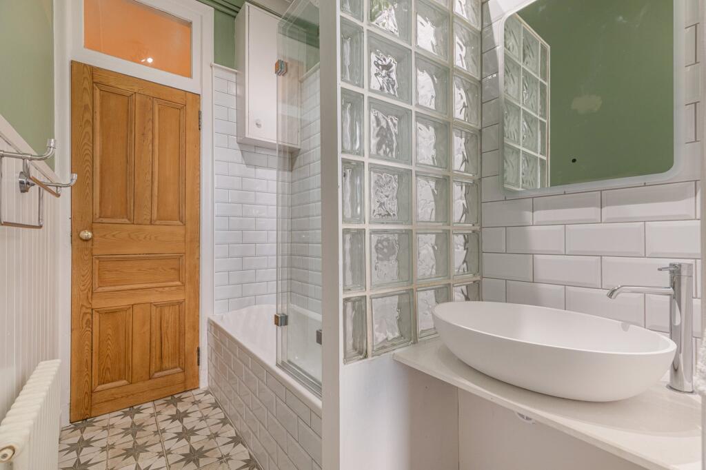 Picture No. 19