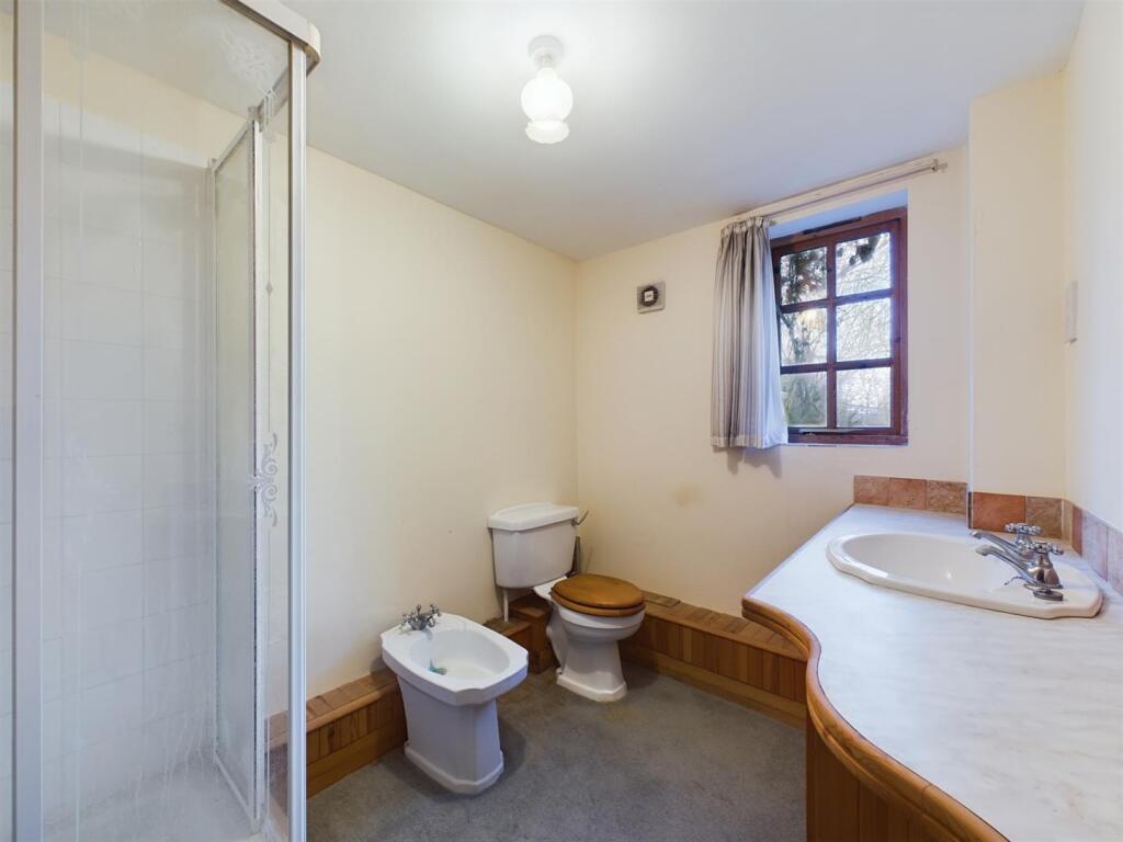 Ground Floor Bathroom