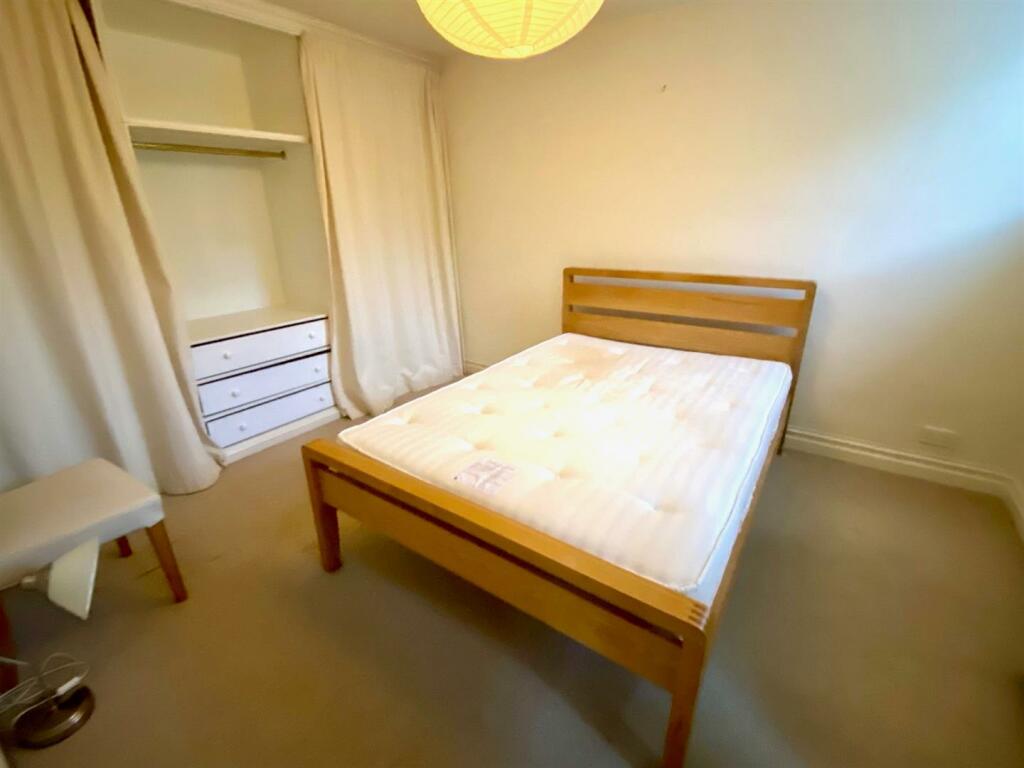 bedroom new.jpg