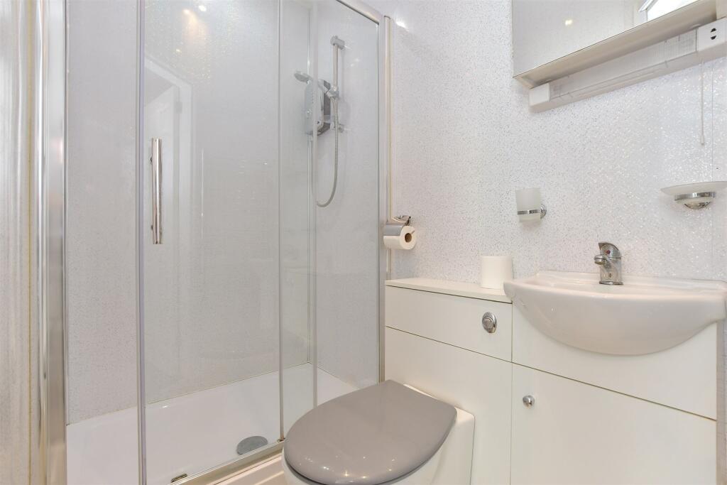 Annexe Showerroom