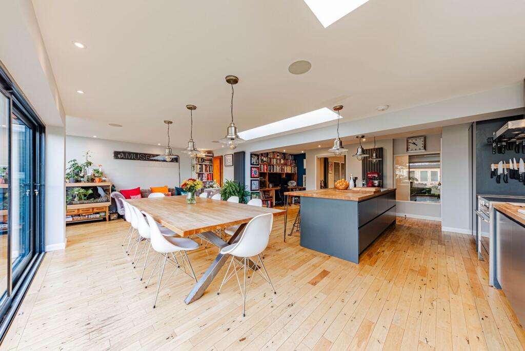 Living Room/Dining Room/Kitchen (3)