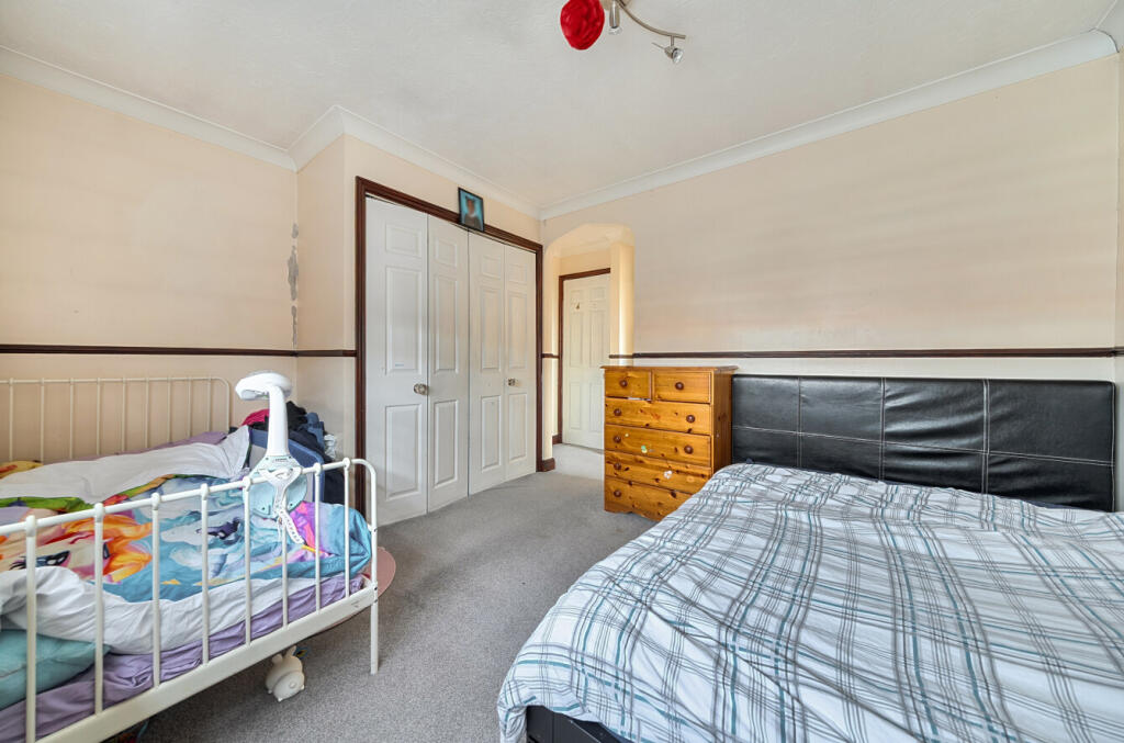 1373636-9-6909ede...