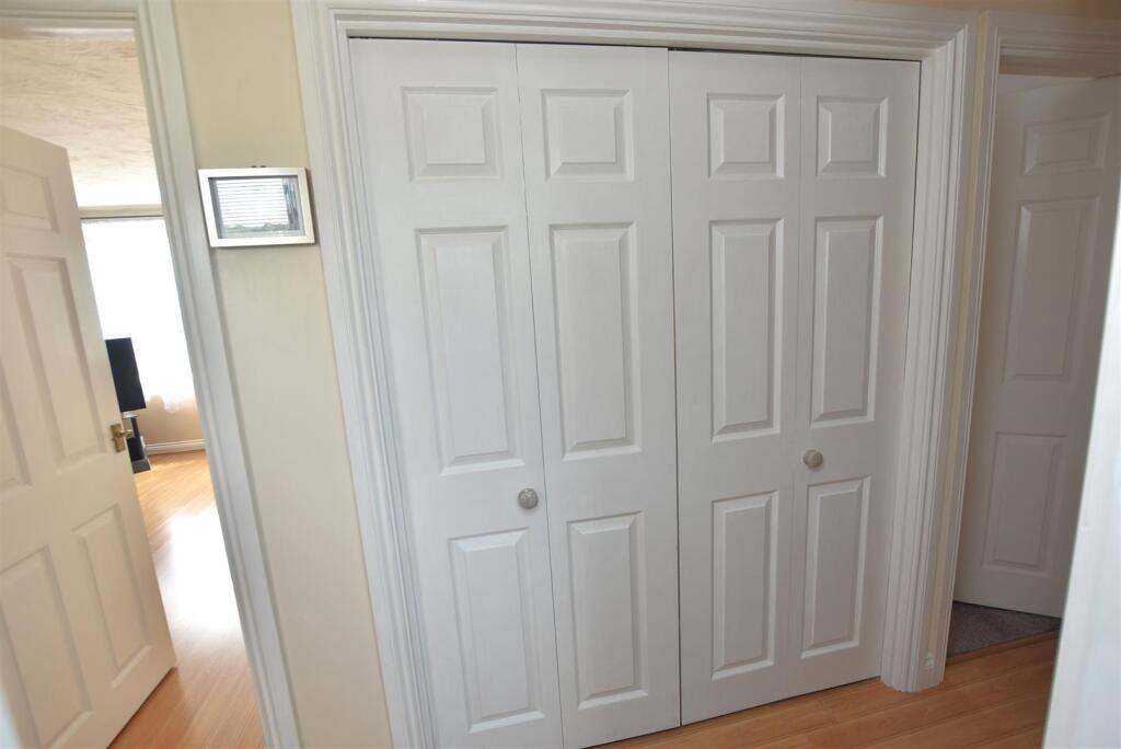 Private Entrance Hall