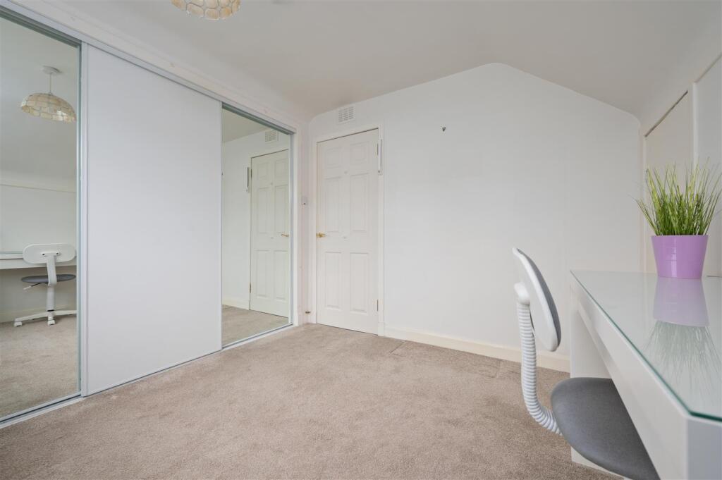 16BogwoodDrive029.JPG