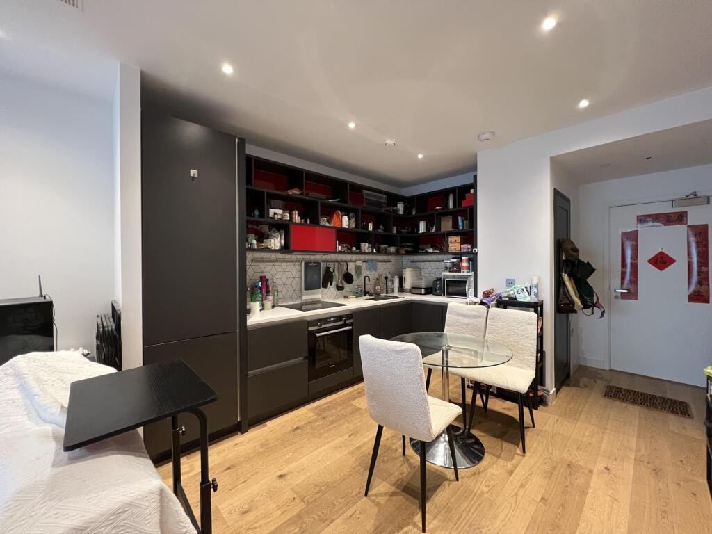 Echo House, London City Island, London, E14