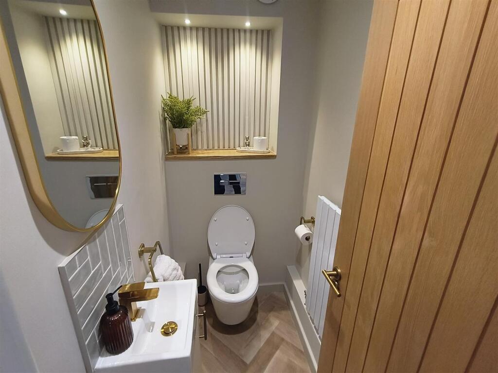 loo.jpg