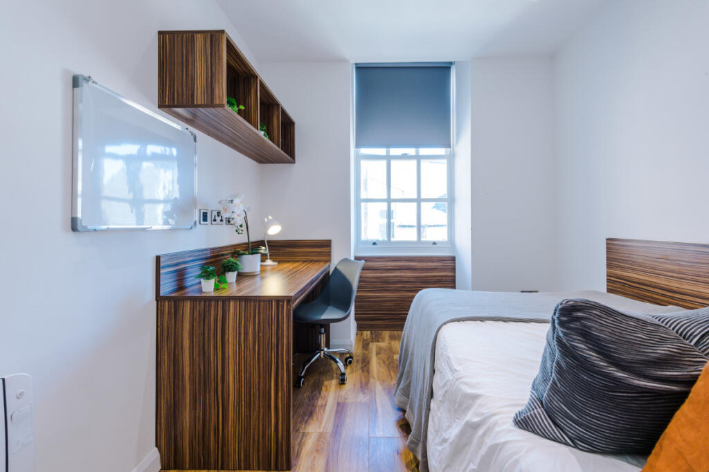 Jesmond View, Block A, Flat 8,  Bedroom 9