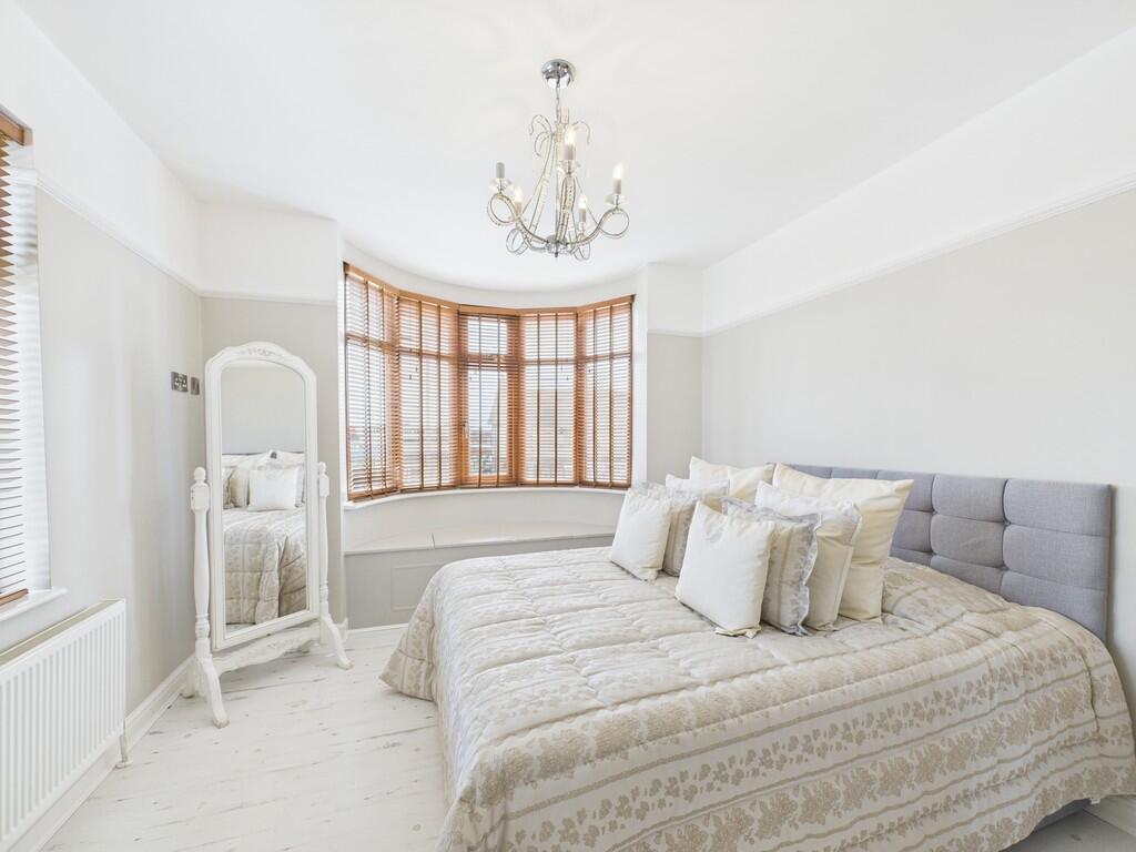 CAM01835G0-PR0193...