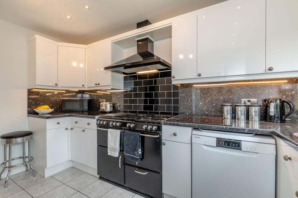 Kitchen/ breakfast room