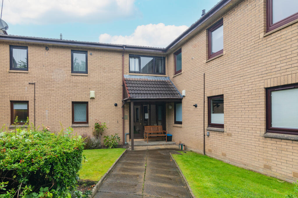 24 south park drive Paisley L-25