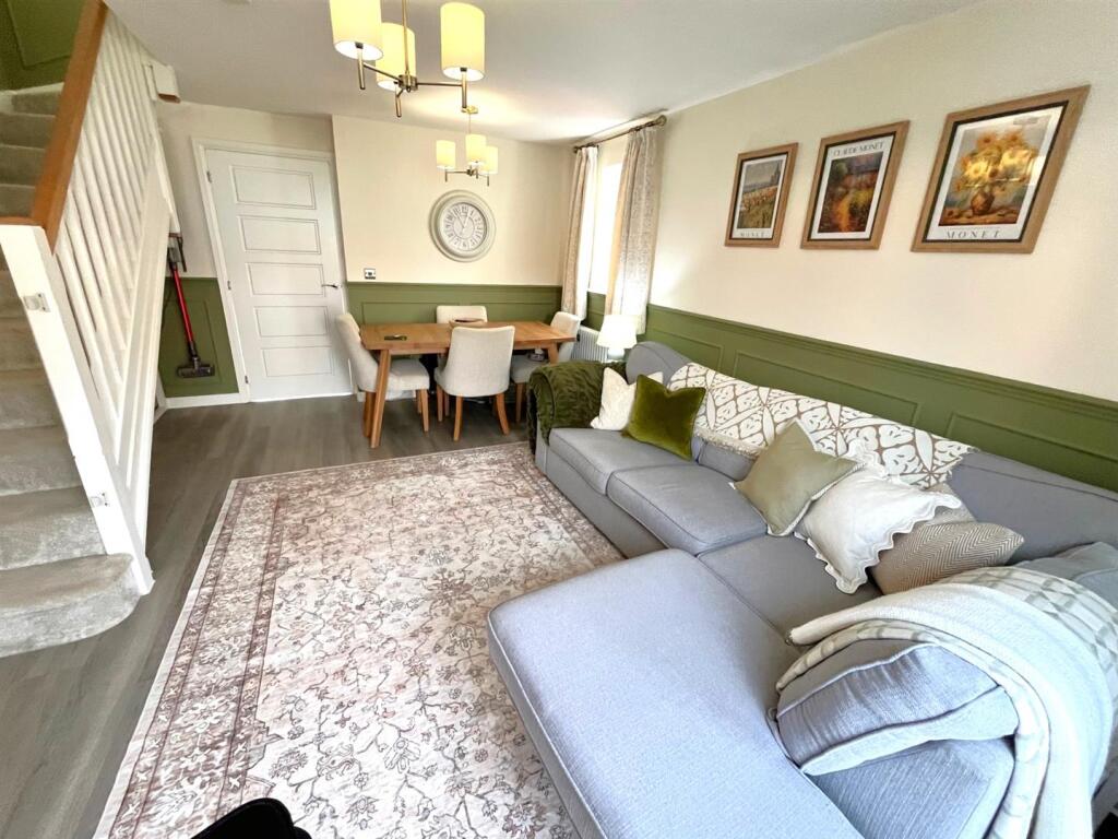 living/dining room