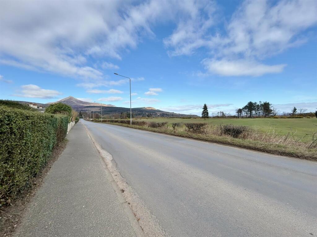 Towards Goatfell